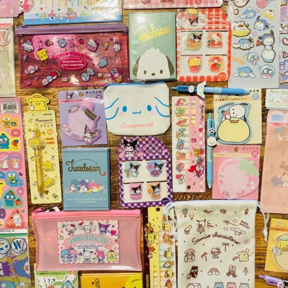 Sanrio XL GRAB BAG - 16-20 Stationery Items